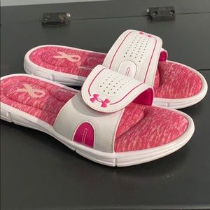 Women’s UA slides
